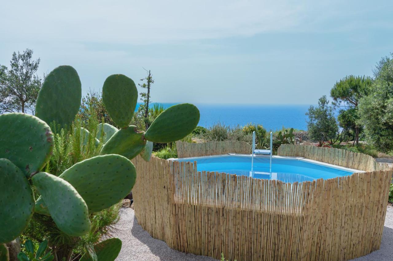 Villa Tina Ai Piedi Del Faro Di Leuca Santa Maria di Leuca Exterior foto