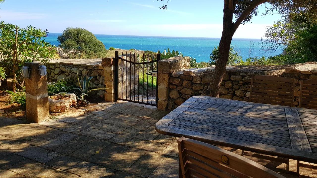 Villa Tina Ai Piedi Del Faro Di Leuca Santa Maria di Leuca Exterior foto